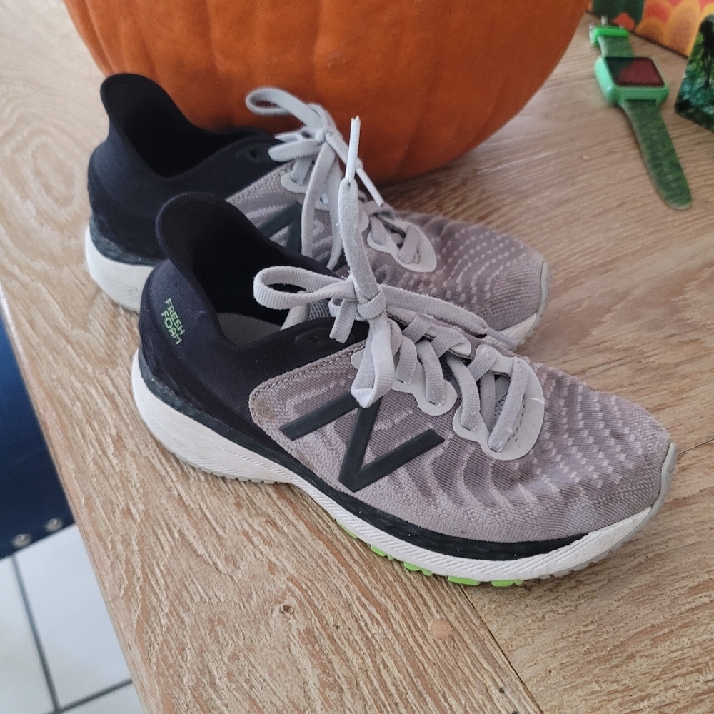 Boys New Balance tennis shoes